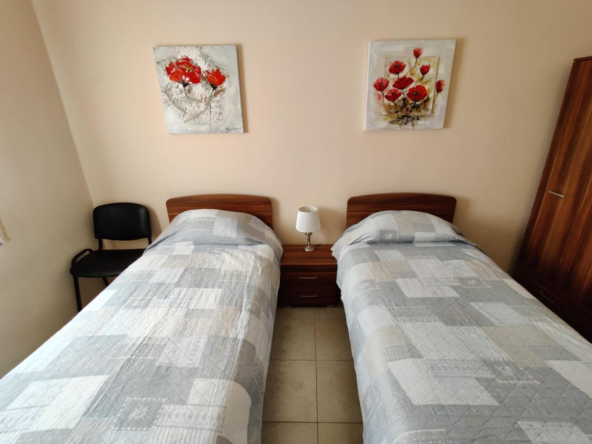 Doms Apartment Tarxien 외부 사진